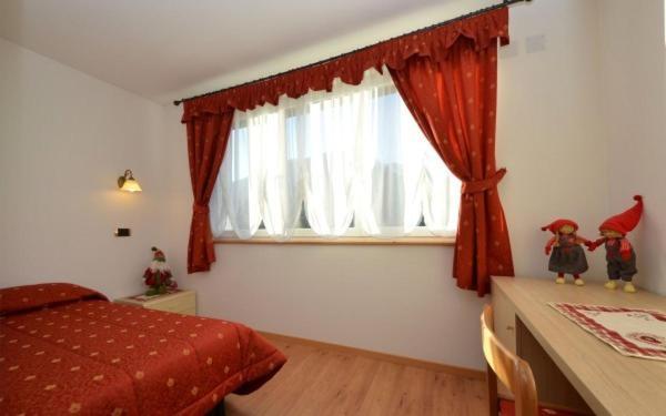 Hotel Zirmes 모에나 외부 사진